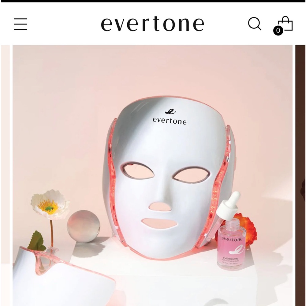 The Evertone OmniGlow Skin Rejuvenating LED mask “EUC USED 2x” no box